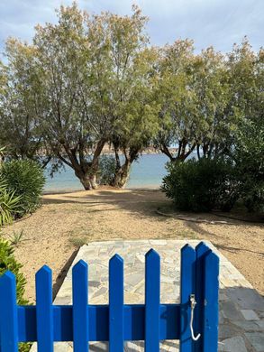 Twee-onder-een-kapwoning in Sérifos, Cycladen