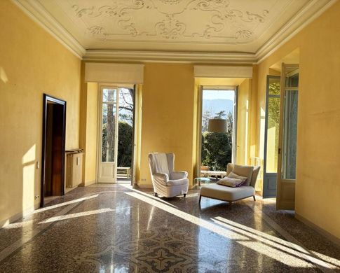 Appartement in Como, Provincia di Como