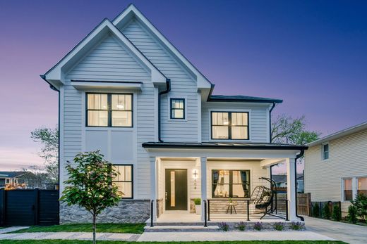 Luxury home in Alexandria, City of Alexandria