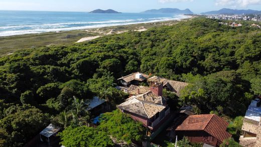Einfamilienhaus in Florianópolis, Santa Catarina