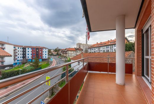 Apartment / Etagenwohnung in Bilbao, Biscaya