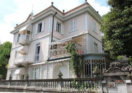 Villa in Carate Urio, Provincia di Como