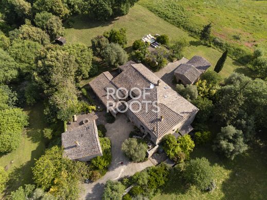 Villa in Sovicille, Province of Siena