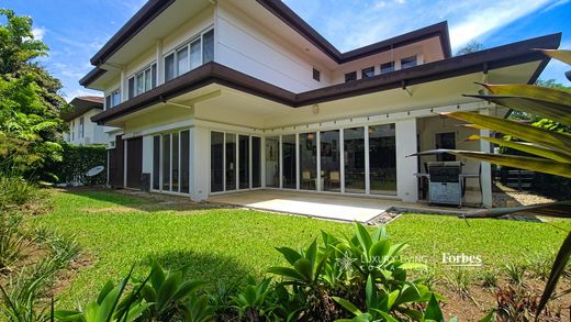 Detached House in Santa Ana, Provincia de San José