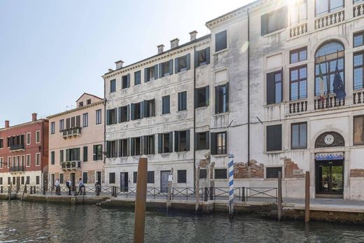 Wohnkomplexe in Venedig, Venetien