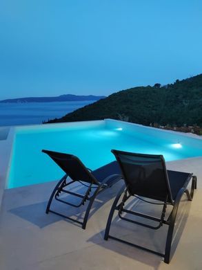 Villa a Abbazia, Grad Opatija