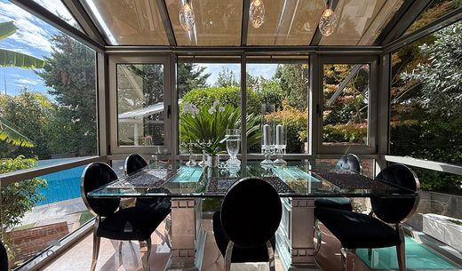 Casa di lusso a Áno Voúla, Nomarchía Anatolikís Attikís