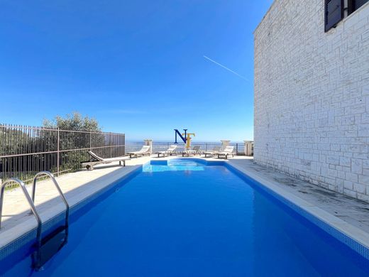 Villa Plurifamiliare a Fasano, Brindisi