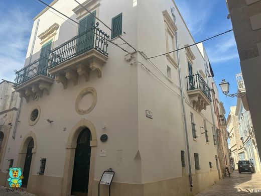 Palacio en Galatina, Provincia di Lecce