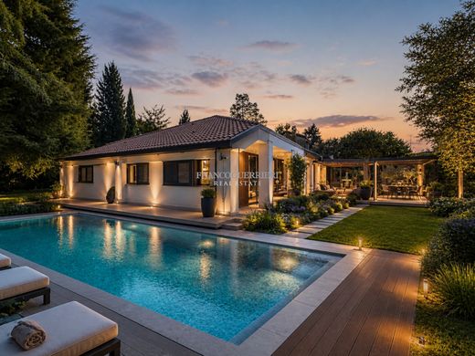 Villa in Casatenovo, Provincia di Lecco