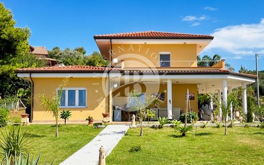 Villa in Tropea, Provincia di Vibo-Valentia