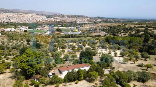 Villa in Noto, Syracuse