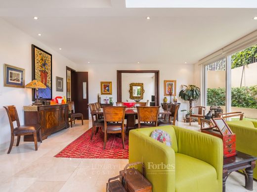 Escazú, Provincia de San Joséの高級住宅