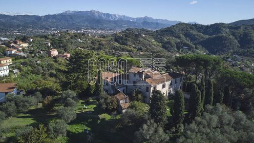 Complexes résidentiels à Arcola, Provincia di La Spezia