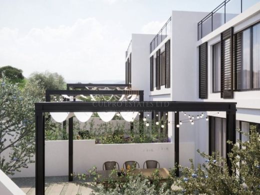 Смежная Вилла, Erími, Limassol District