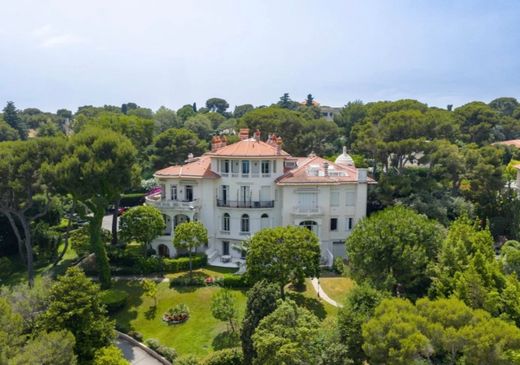 Apartment / Etagenwohnung in Roquebrune-Cap-Martin, Alpes-Maritimes