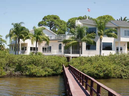 Luxury home in Palm Harbor, Pinellas County