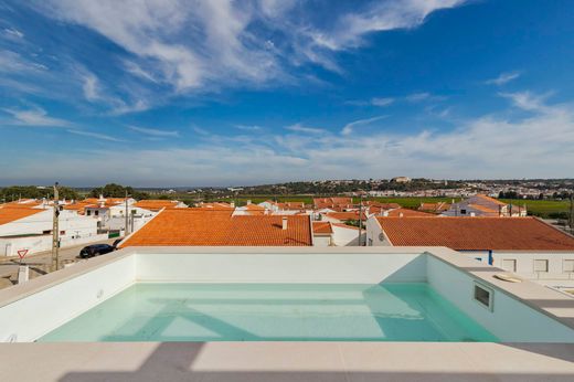 Twee-onder-een-kapwoning in Alcácer do Sal, Distrito de Setúbal