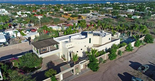 Castle in La Paz, Baja California Sur