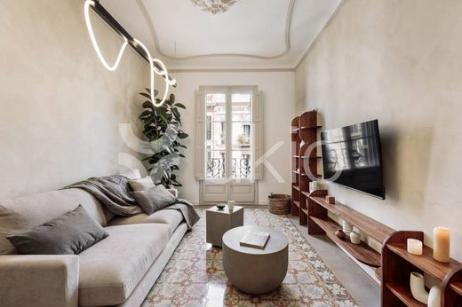 Apartment / Etagenwohnung in Barcelona, Provinz Barcelona