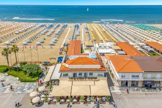Appartamento a Viareggio, Lucca
