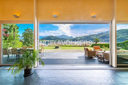 Villa in Magliaso, Lugano