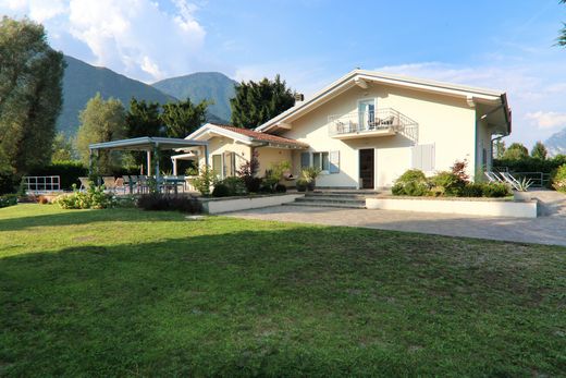 Villa in Bagolino, Provincia di Brescia