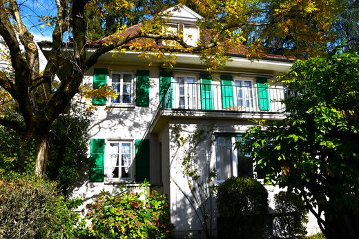 Vrijstaand huis in Lausanne, Lausanne District