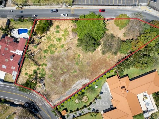 Αγροτεμάχιο σε San Rafael, Carrillo