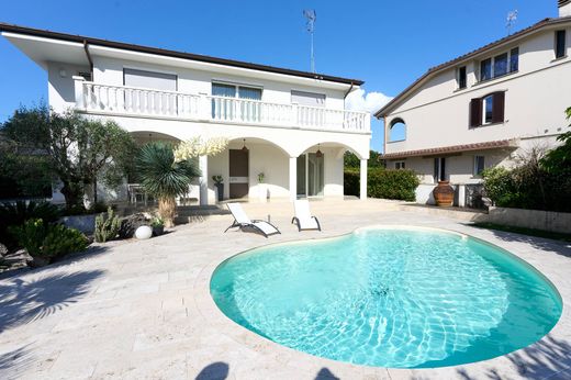 Villa en Fucecchio, Florencia