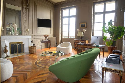 Apartment in Bordeaux, Gironde