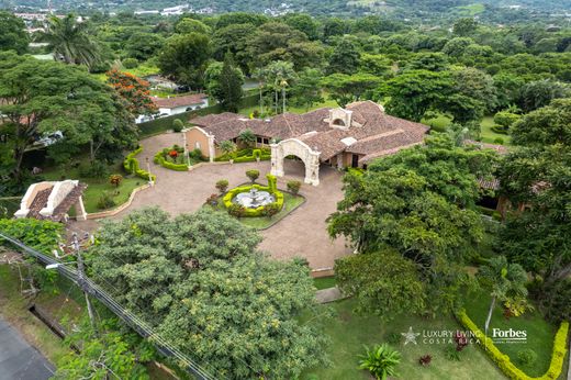 Luxury home in Santa Ana, Provincia de San José