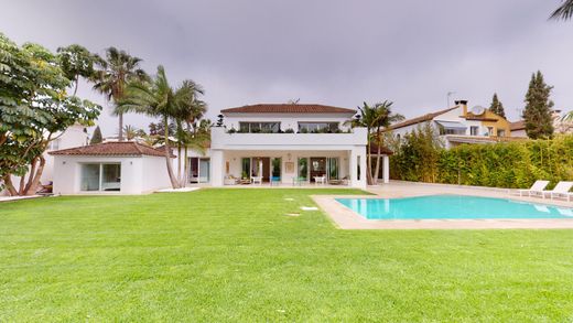 Detached House in Estepona, Malaga