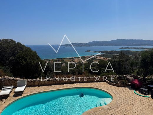 Villa a Arzachena, Sassari