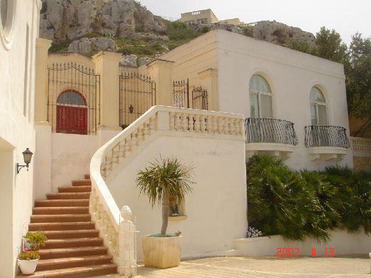 Villa - Mellieħa, Il-Mellieħa