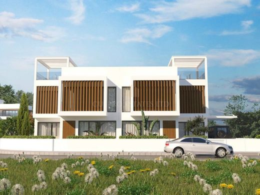 Villa a Kíti, Eparchía Lárnakas
