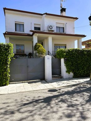 Chalet en Alovera, Guadalajara