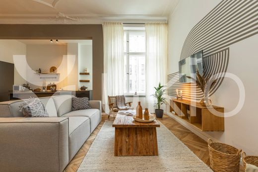 Apartment / Etagenwohnung zu monatliche Miete in Berlin