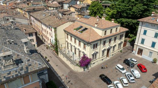 Villa Gargnano, Brescia ilçesinde