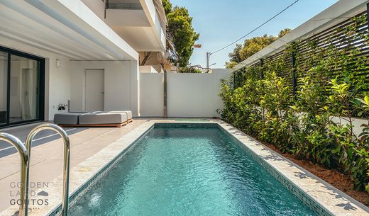 Casa di lusso a Várkiza, Nomarchía Anatolikís Attikís