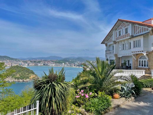 San Sebastian: Luxury Homes and Villas for sale - Prestigious