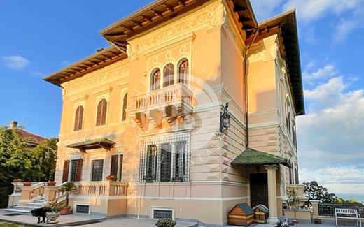 Villa a Giulianova, Teramo