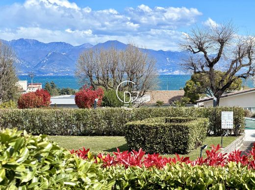 Appartamento a Desenzano del Garda, Brescia