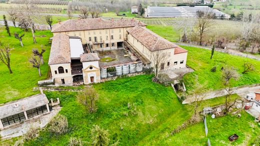 Casale a Costigliole d'Asti, Asti
