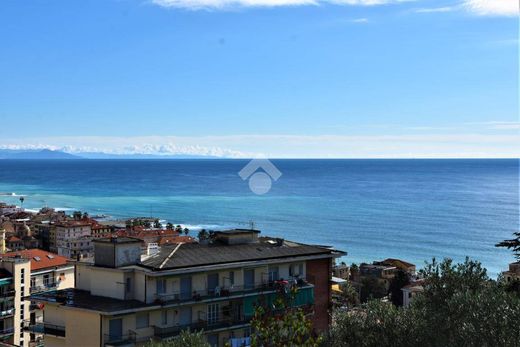 Willa w Varazze, Provincia di Savona