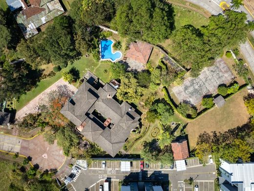 ‏בתי יוקרה ב  Carlos María Ulloa, Provincia de San José