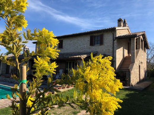 Country House in Montefalco, Provincia di Perugia