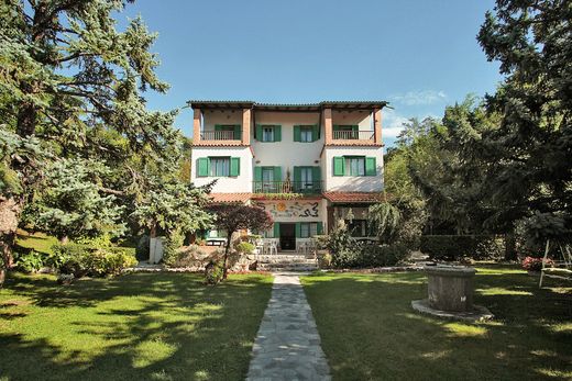Villa a Duino, Trieste