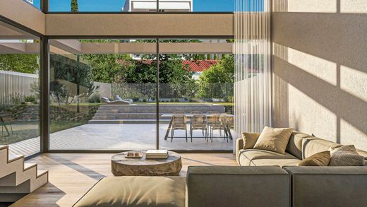 Duplex in Voúla, Nomarchía Anatolikís Attikís