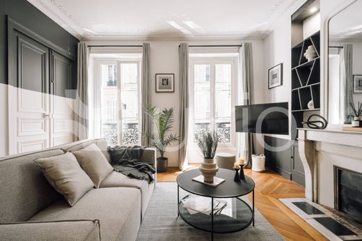 Apartment / Etagenwohnung in Paris, Île-de-France